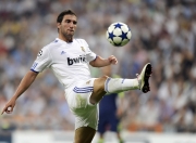 雷火电竞亚洲先驱-霓虹枷锁，阿劳霍在魔鬼弯道的自我救赎