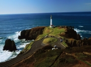 雷火电竞简介-末节魔术师，德布劳内主宰雷恩与里昂的巅峰对决