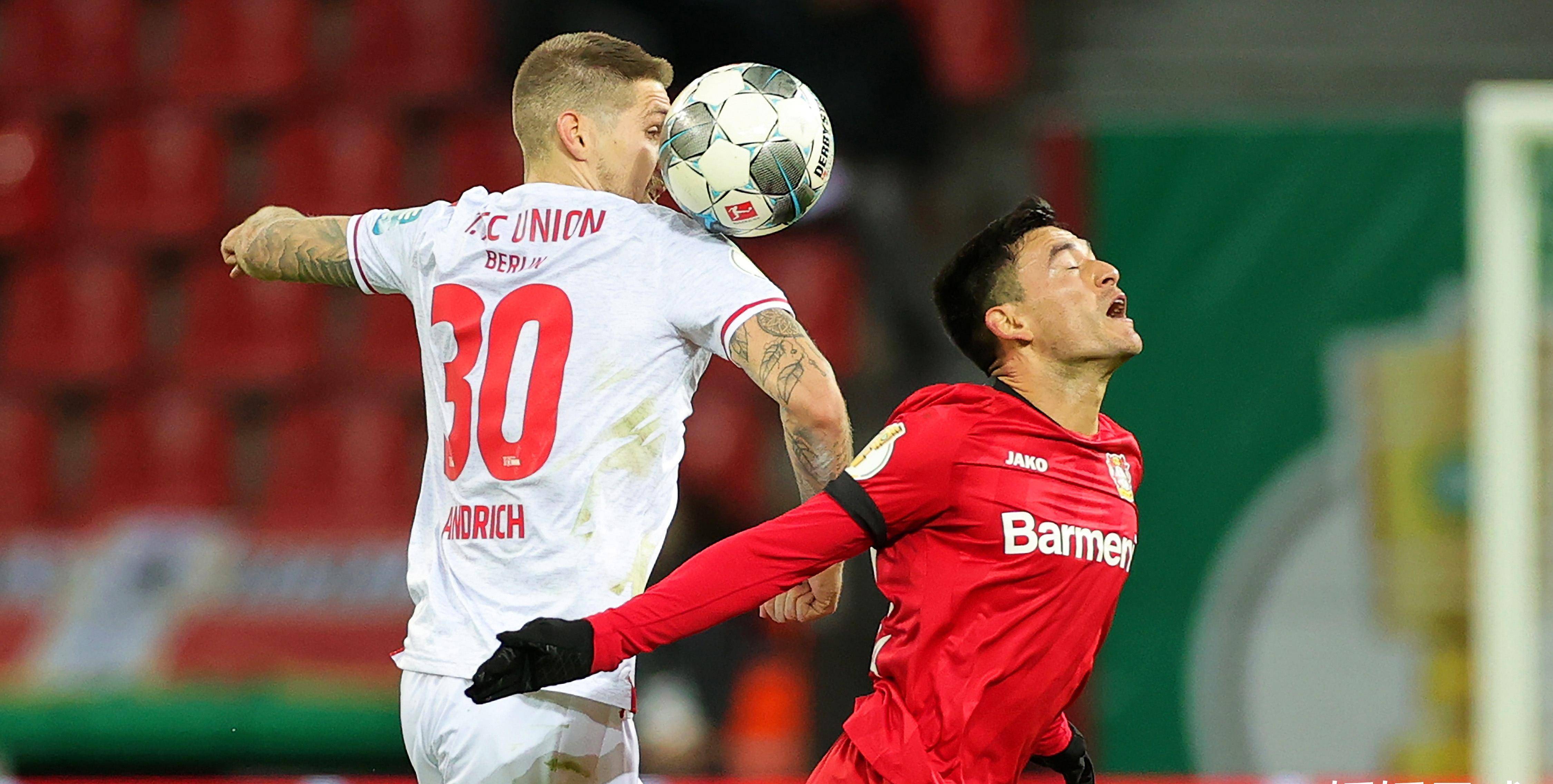 希洪对阵赫罗纳B队，强者胜出