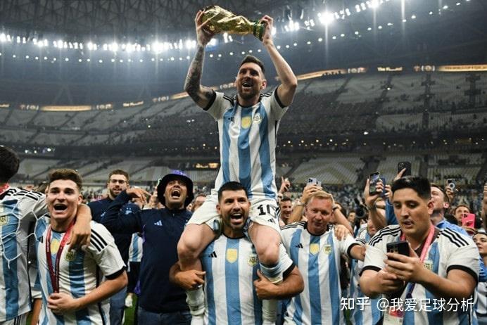 巴萨险胜葡萄牙，阿奎罗统治全场